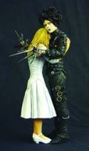 EDWARD SCISSORHANDS & KIM 12 IN MOVIE STATUE