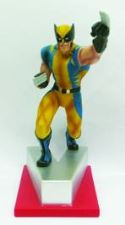 MARVEL WOLVERINE RESIN V DESK FIGURINE (O/A)